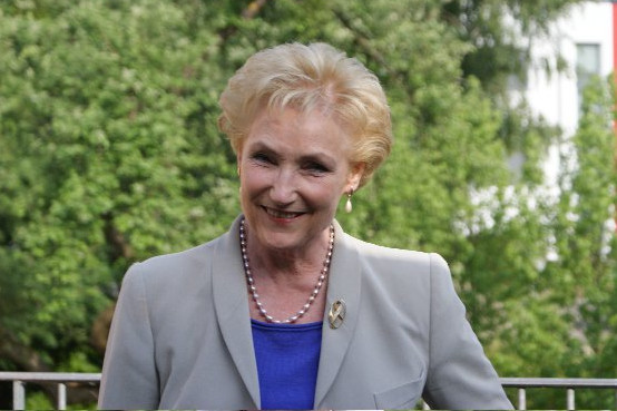 Erna Hennicot-Schoepges